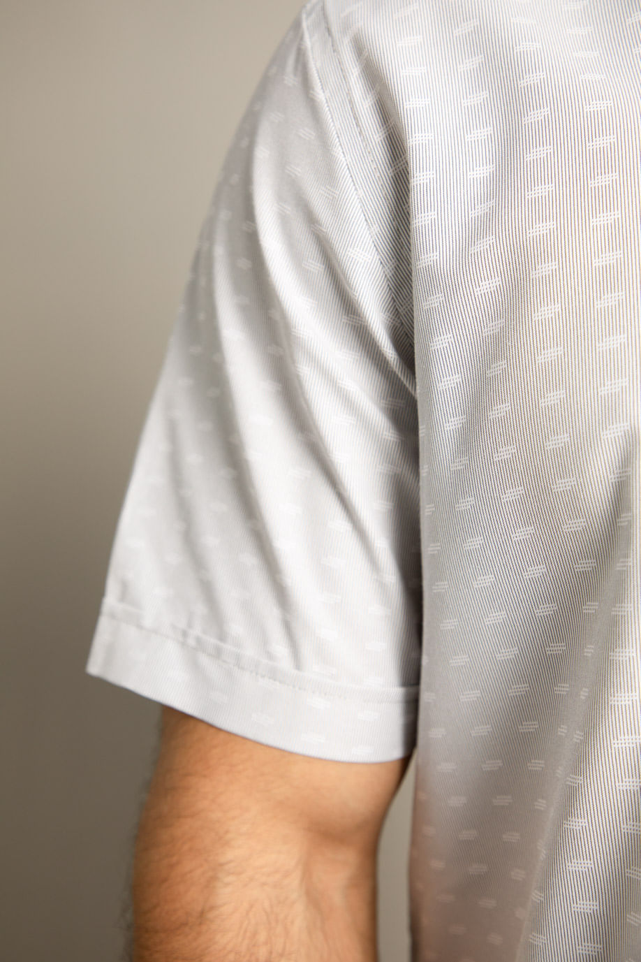 CAMISA-KALENDAR-CMCH083-18289-GRIS_6.jpg