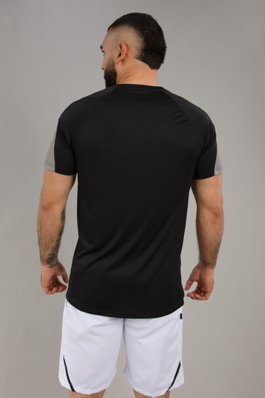 CAMISETA-NKIWEAR-CTSH066-8504-NEGRO_2.jpg