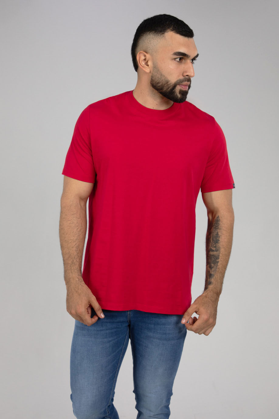 CAMISETA-WESS-CTBH207-CB01-ROJO_1.jpg